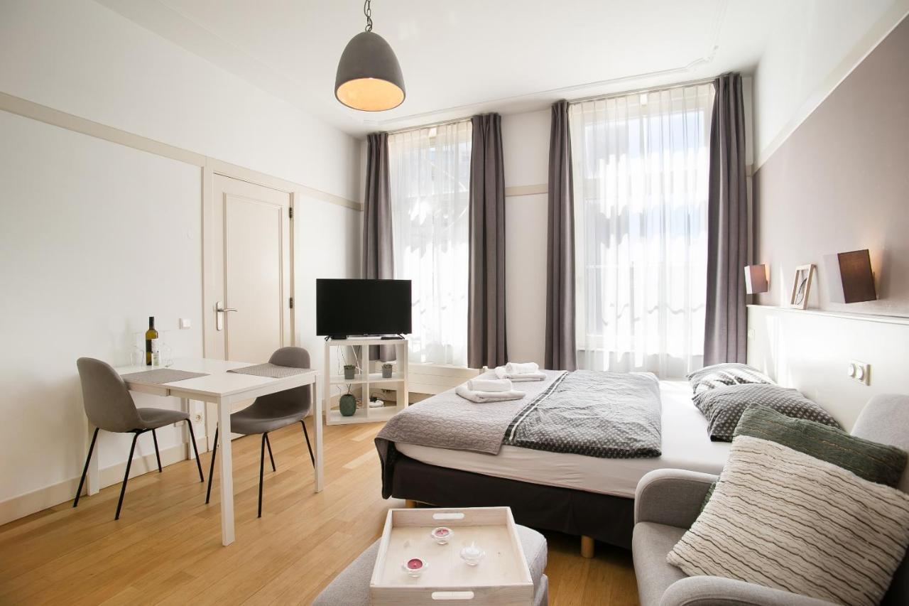 Four Star Apartments - Berkenbosch Blokstraat Гаага Екстер'єр фото