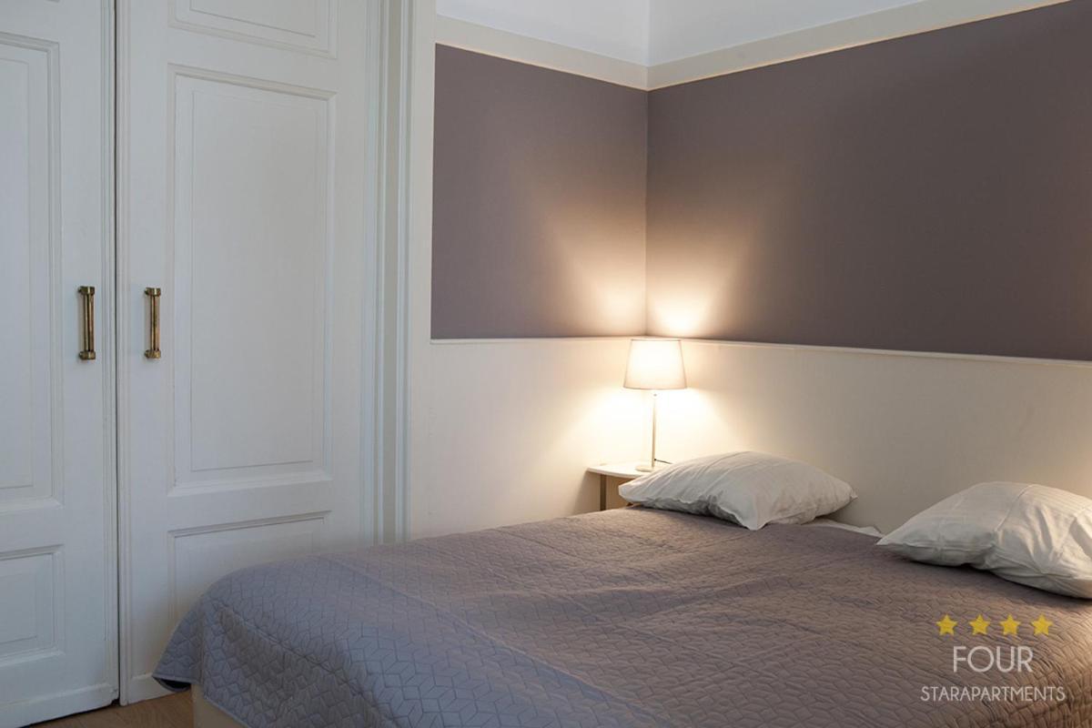 Four Star Apartments - Berkenbosch Blokstraat Гаага Номер фото